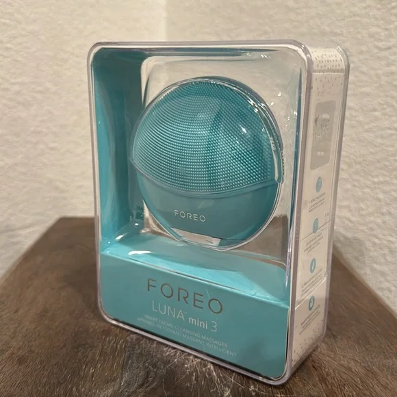FOREO LUNA™ Mini 3 Smart facial Cleansing Massager Color Mint